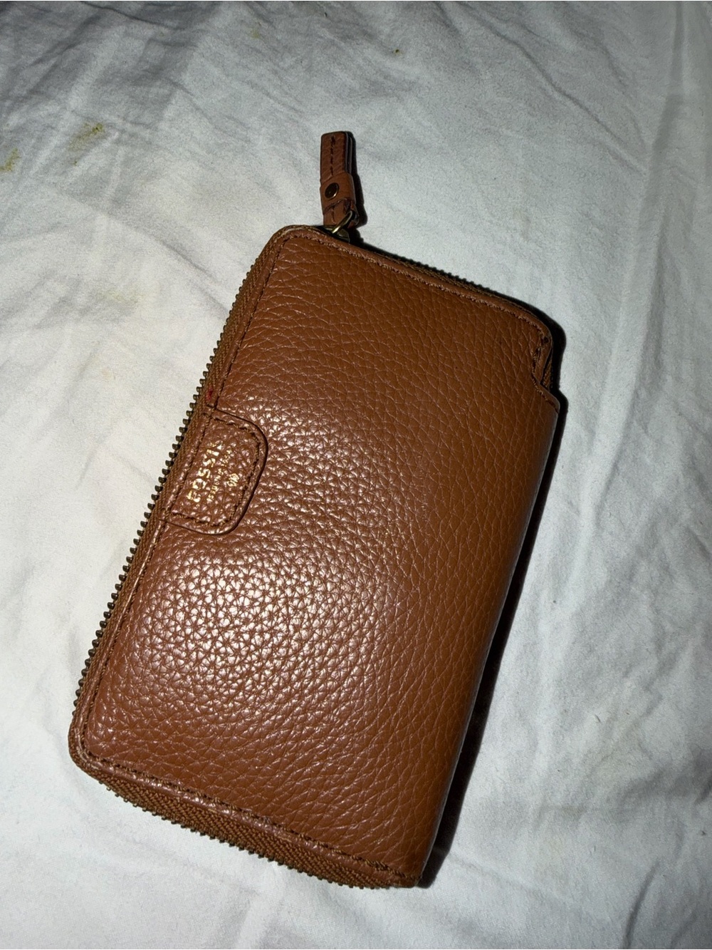 Fossil Pebbled Brown Zip Phone Wallet Case